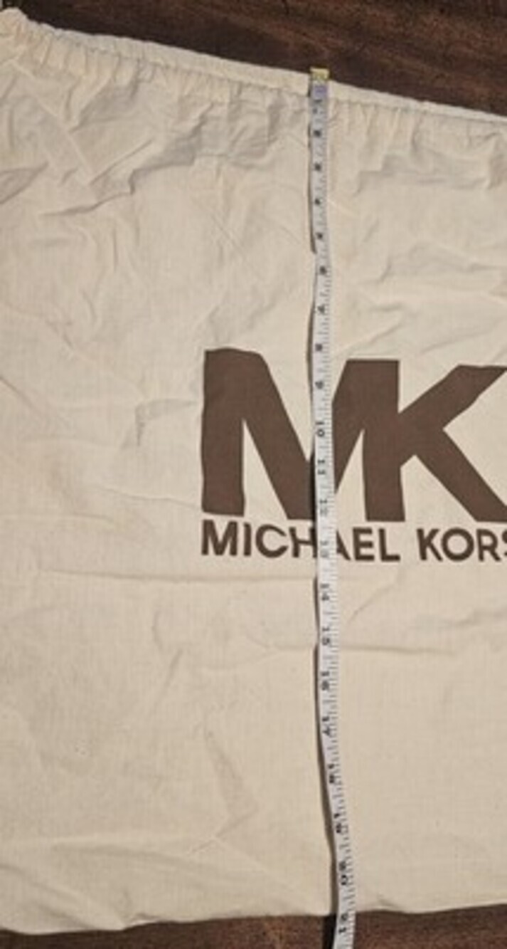 Michael Kors Dust Bag Cover 21x21 Ivory MK Brown Logo XL Excellent Condition - Picture 6 of 6
